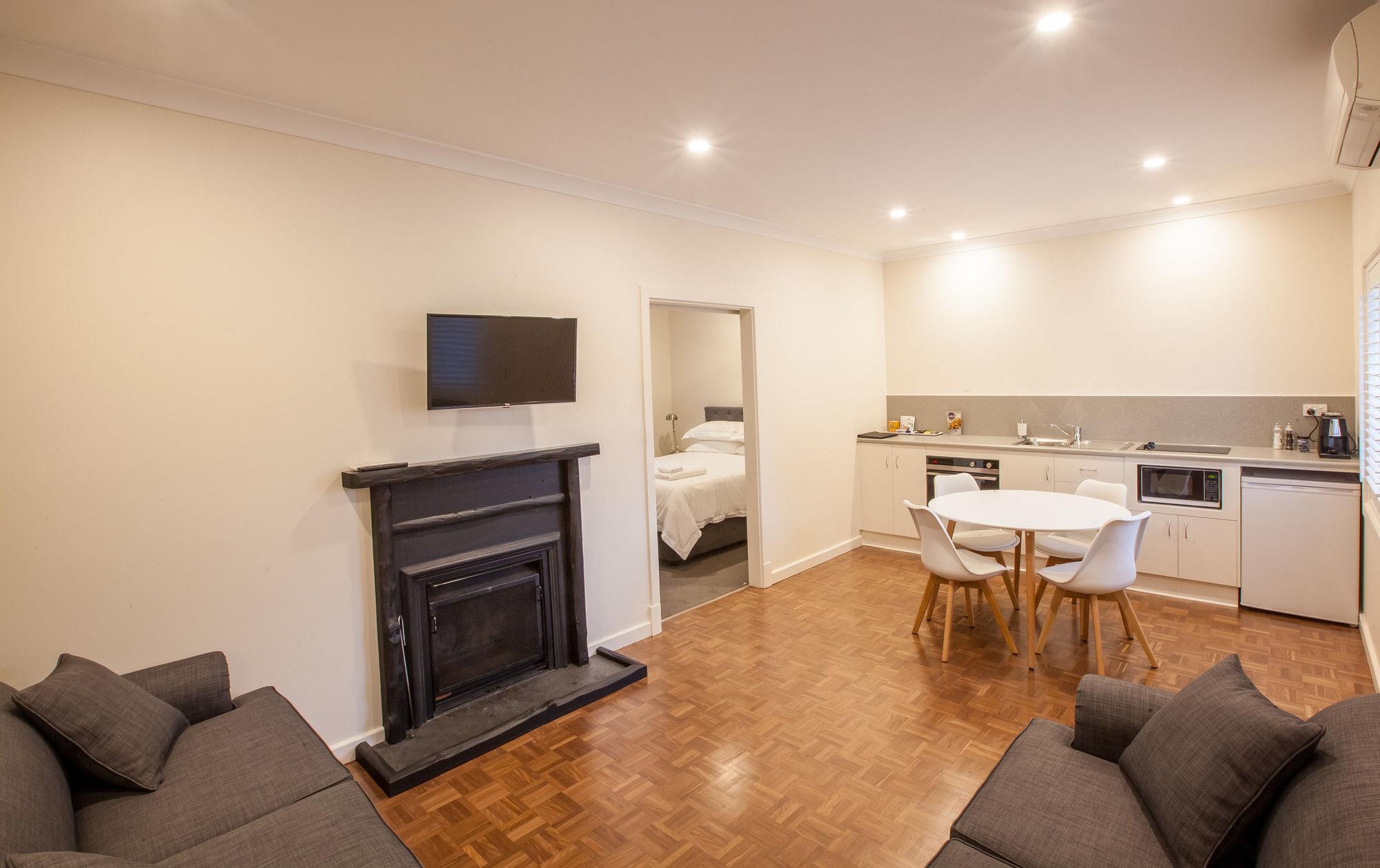 The Mill Apartments Clare Valley ภายนอก รูปภาพ